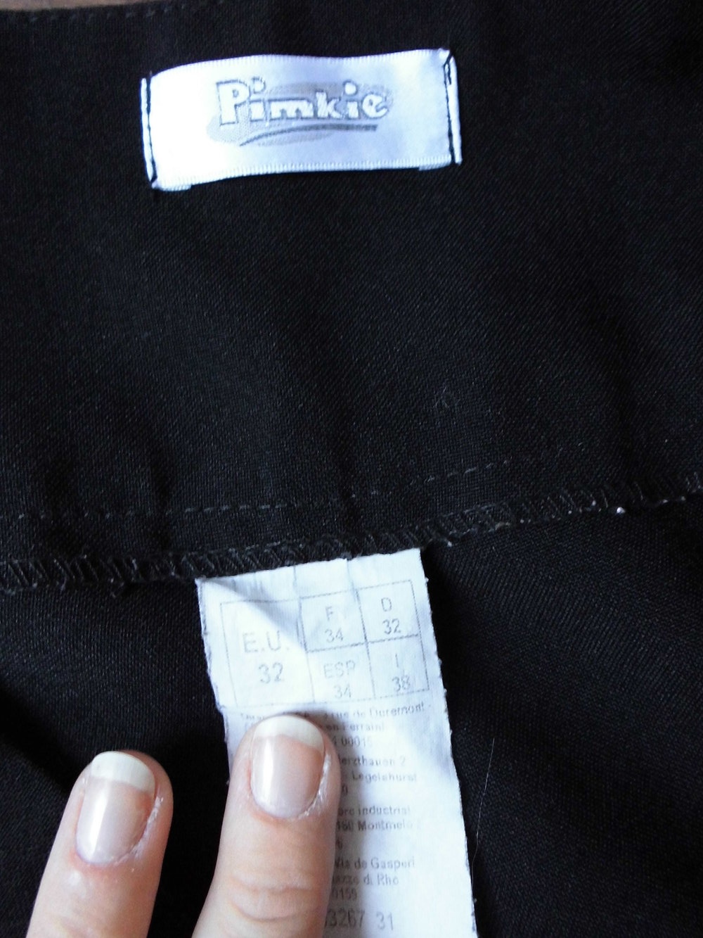 Schwarze Anzugshose mit breitem Bund