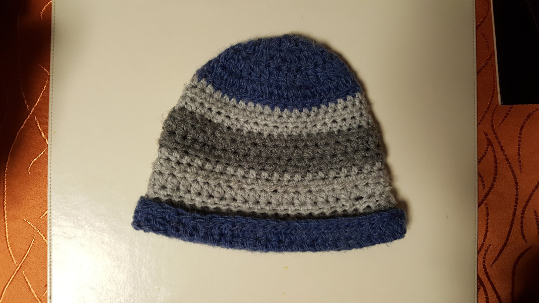 415. Häckelmütze, Gr. 52-54