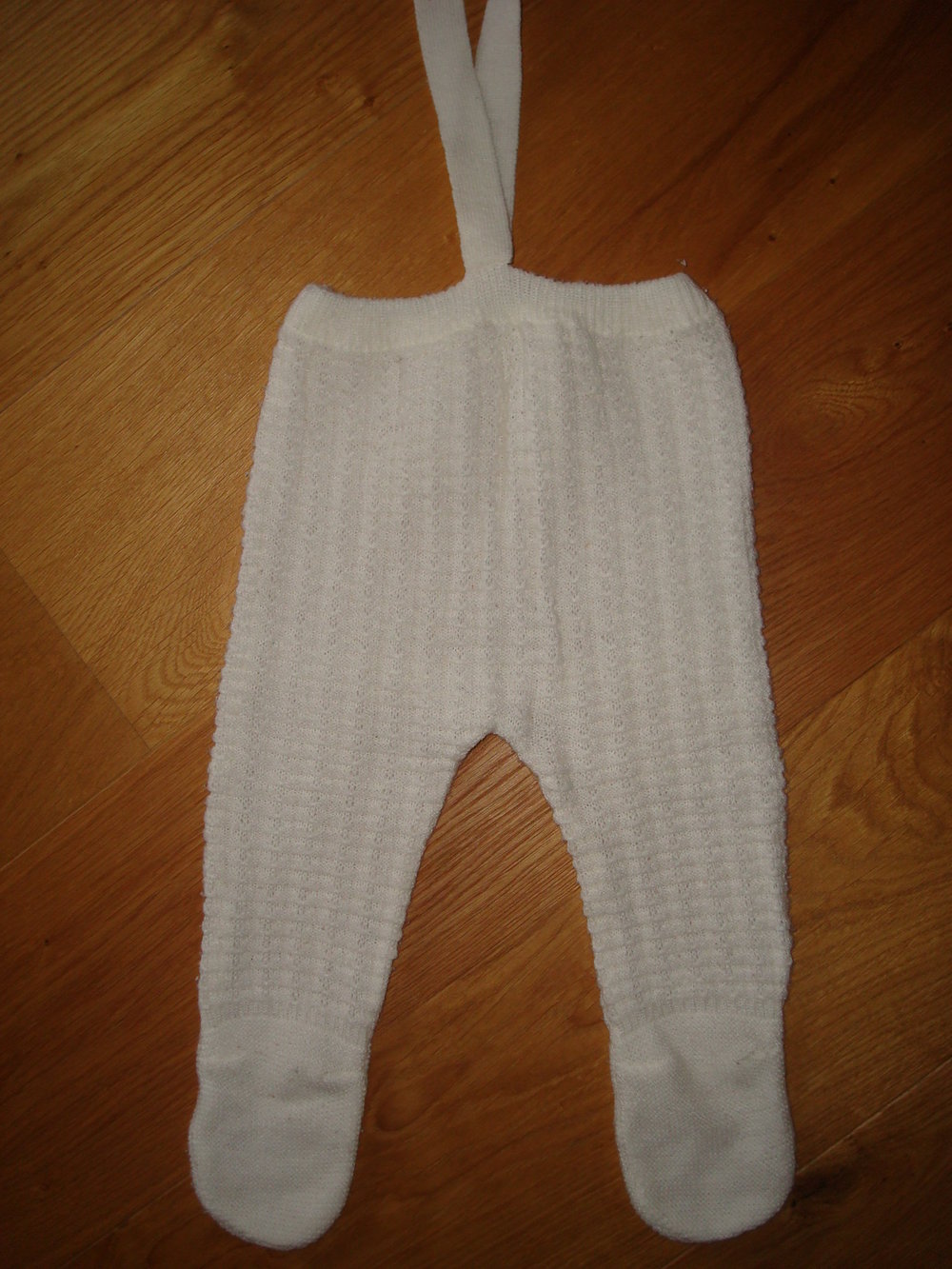 süßes Strampelstrickset, Strampelhose und Pullover, Unisex Gr. 74