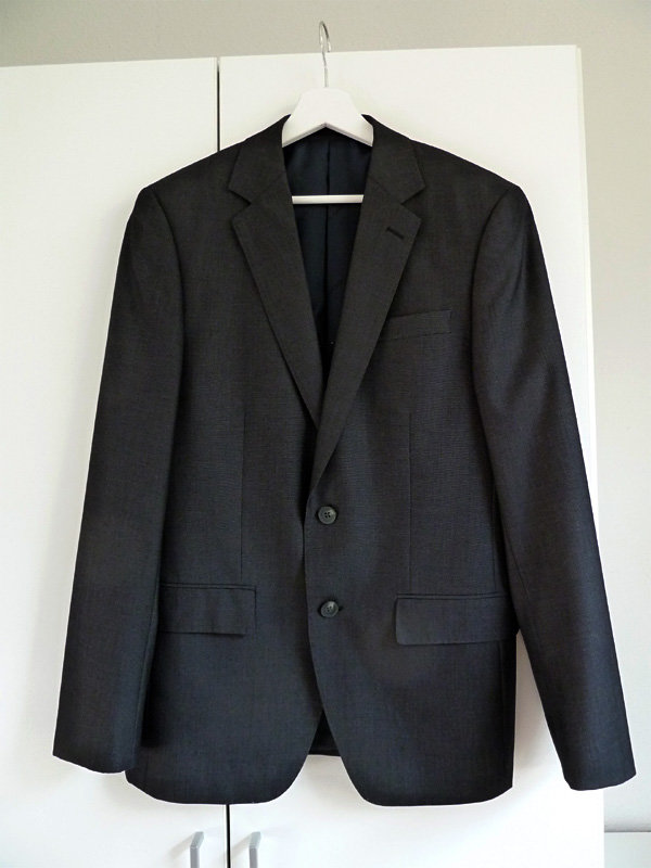Dunkelgrauer Herrenanzug Gr. 48