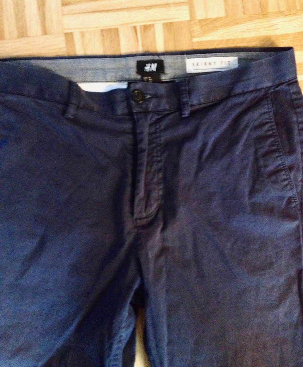 Tolle figurbetonte Stoffhose von H&M