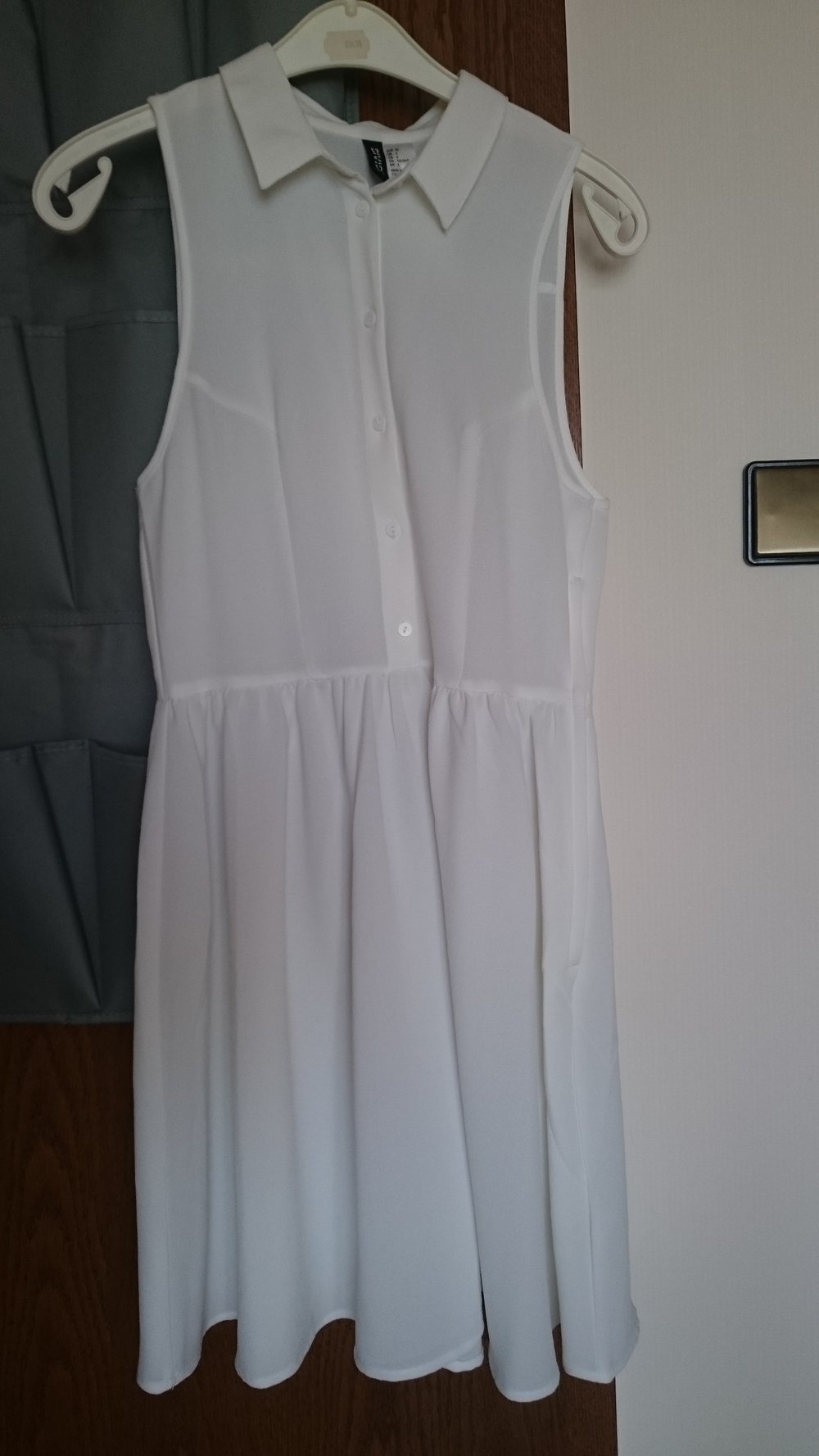 weißes Sommerkleid Blusenkleid aus Kreppstoff