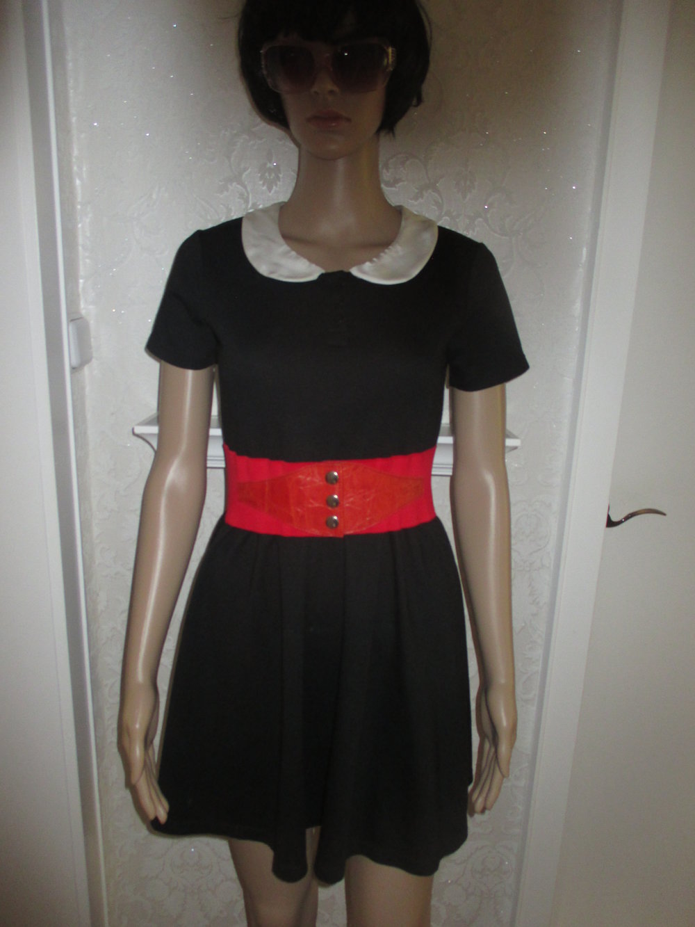 NEU * Edel * stylisch * Peter Pan * Bubi Kragen * Mini * Kleid 