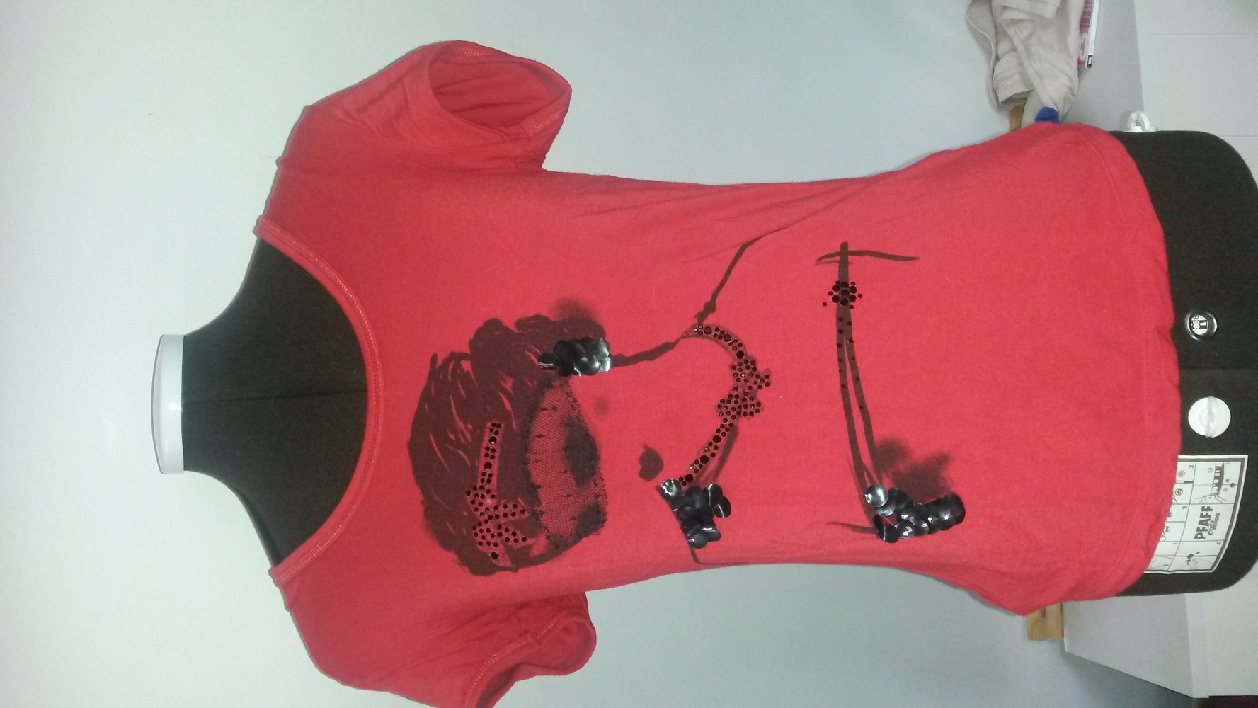 Cooles Burlesque Style Tshirt von mng