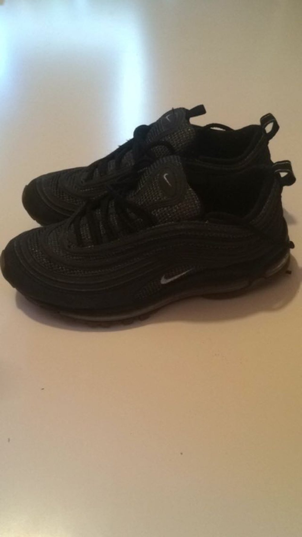 Nike 97 95 38 Sneaker Reflektoren schwarz grau Trend 90er 