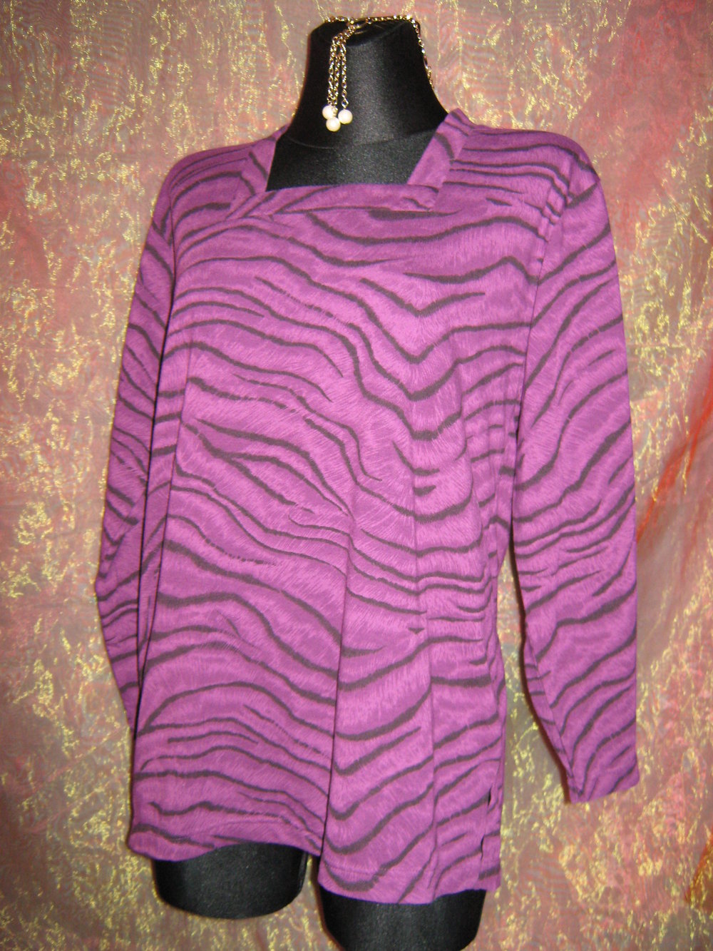 NEUw * Original VINTAGE * DESIGNER * Langarm * Longsleeve * Animal * Zebra * T- Shirt * Gr. 38- 40/ S- M * erika- lila- aubergine * schwarz *