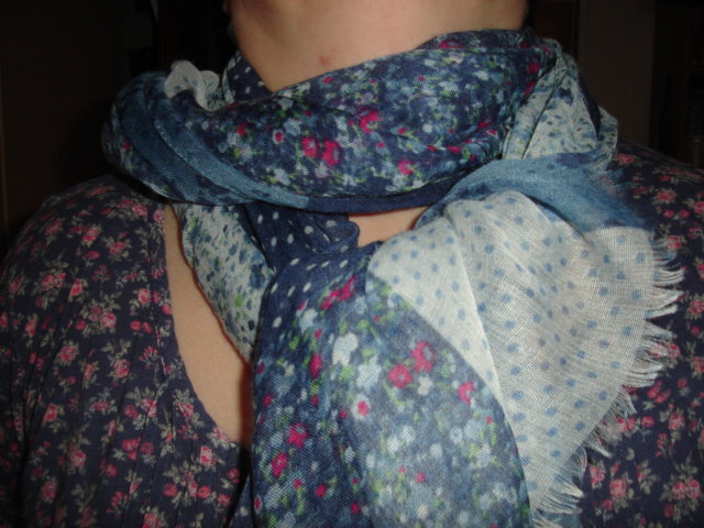 Tchibo  Schal blau Töne 