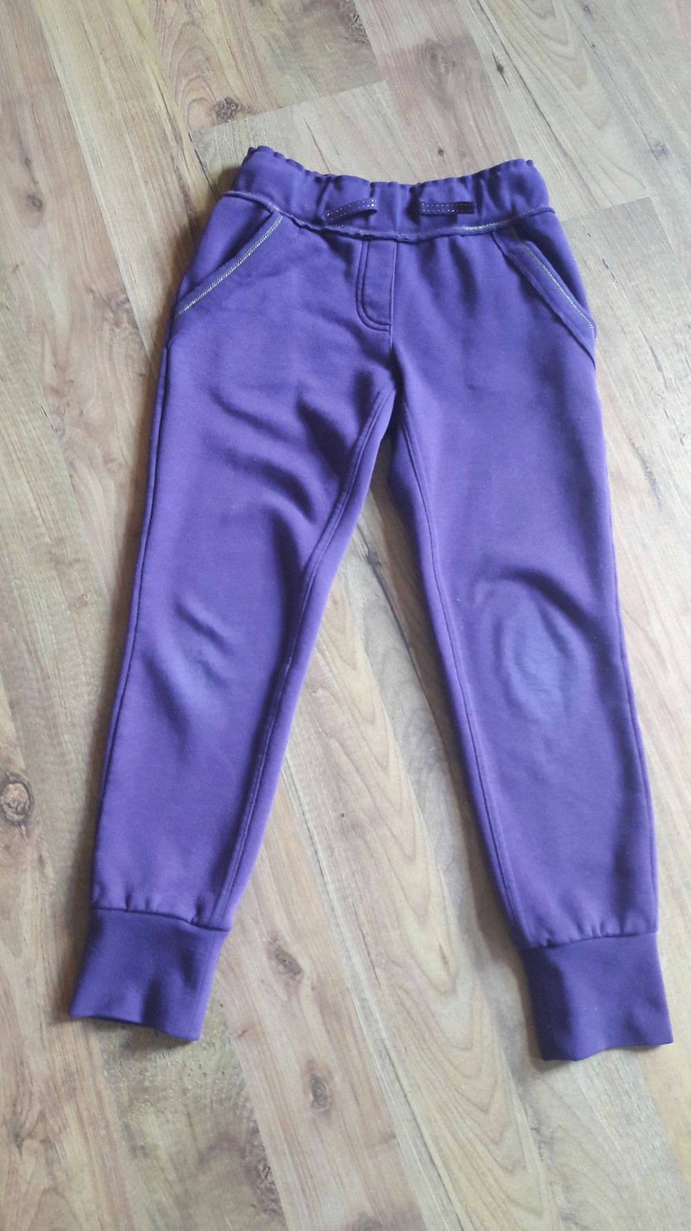 Jogginghose,Gr.134,lila,Ernstings family,yigga 