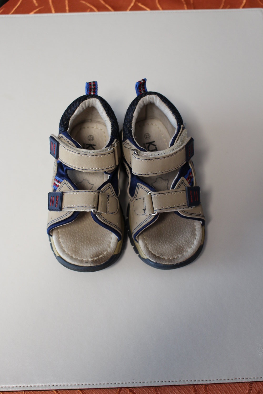126. Sandalen, beige-blau, Gr. 23