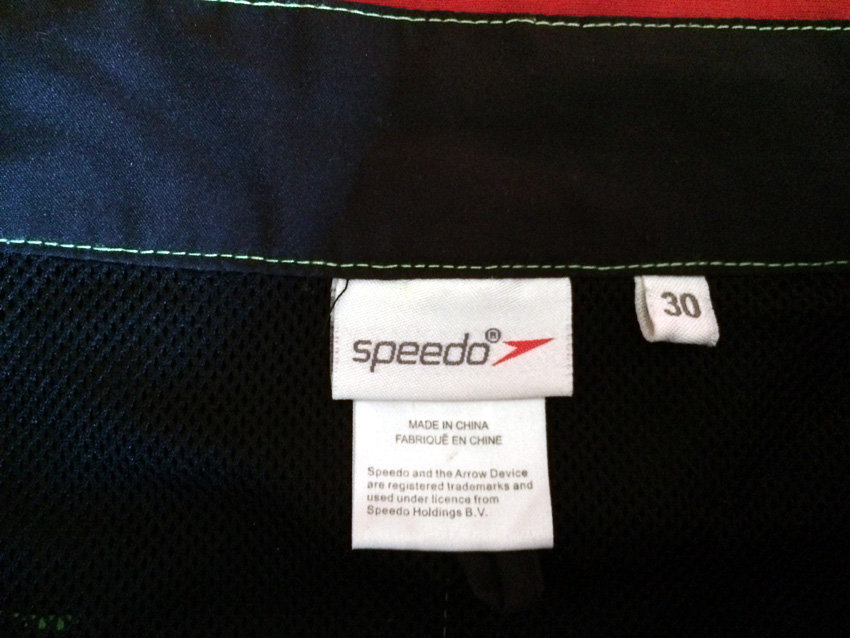 Speedo Badeshorts Gr. 38 M Weite 30 schwarz grün Badehose Boardshorts