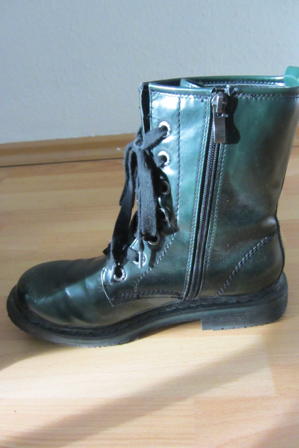 Dr Martens Docs Fake Reißverschluss dunkelgrün Springerstiefel