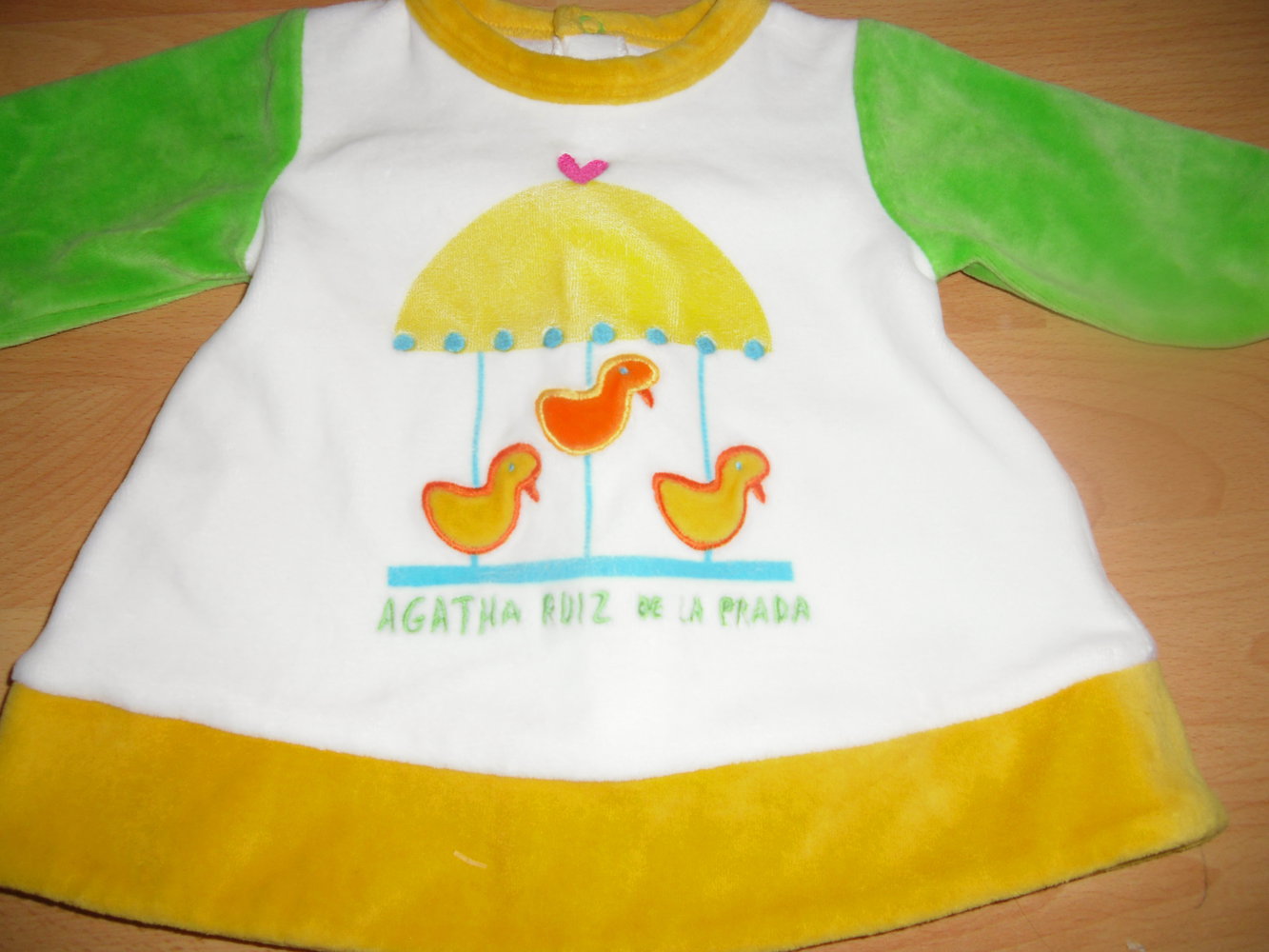Agatha Ruiz de la Prada- zuckersüßes Nikkishirt Gr.1 Meses ca 56