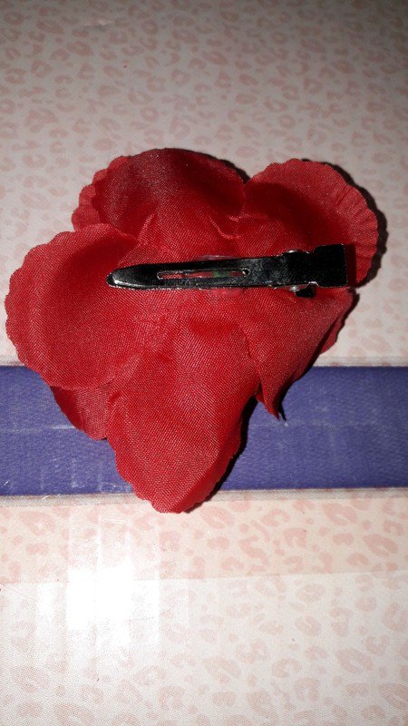 Rote Haarblüte Rose