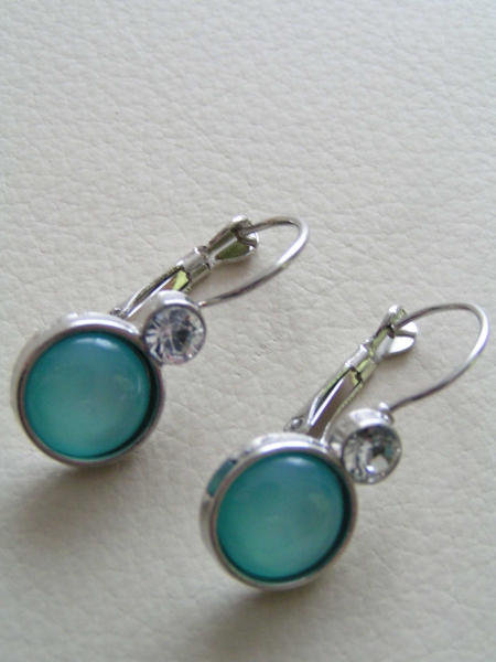 chice Ohrringe Ohrhänger hellblau türkis mit Stein