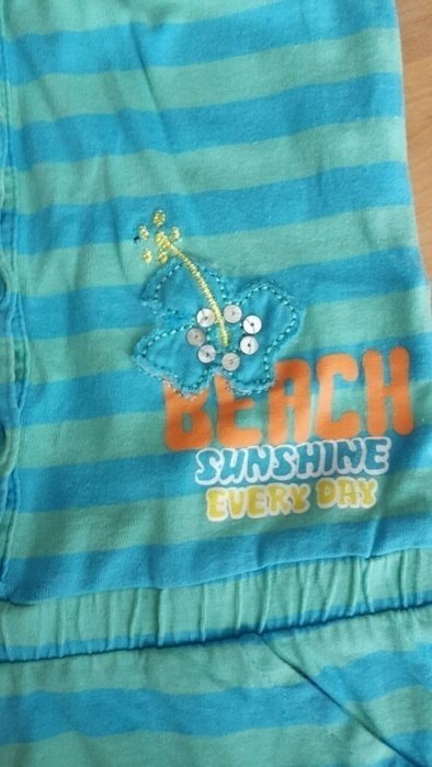 Kurzer Jumpsuit in Größe 92