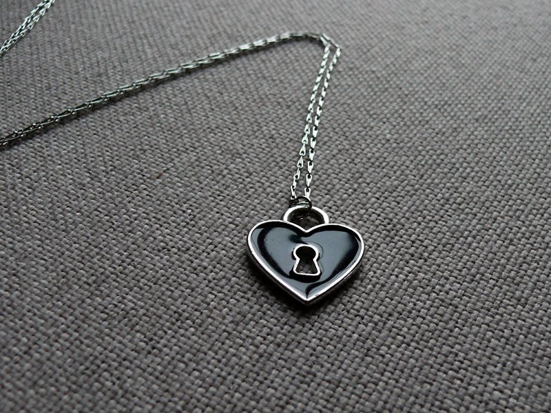 Lange Halskette Herz | s.Oliver