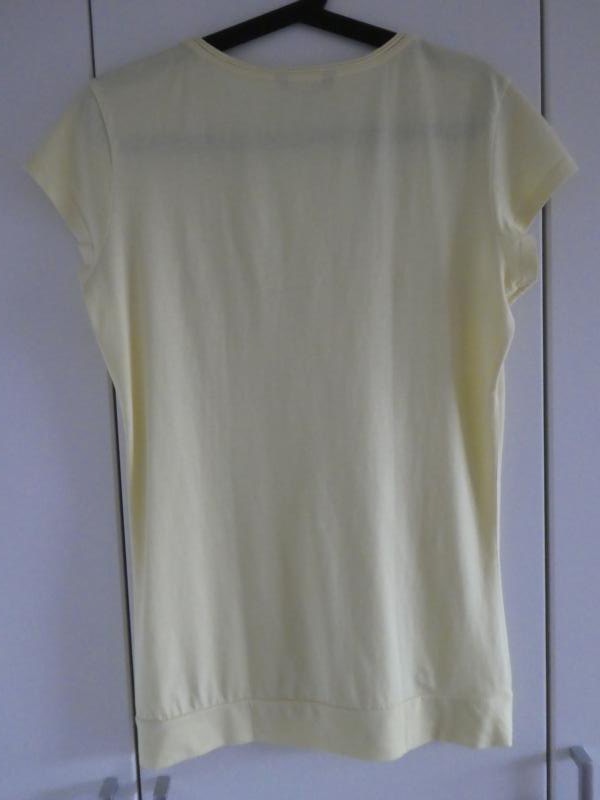 NEU – edc by Esprit – T-Shirt, hellgelb mit weißem Aufdruck