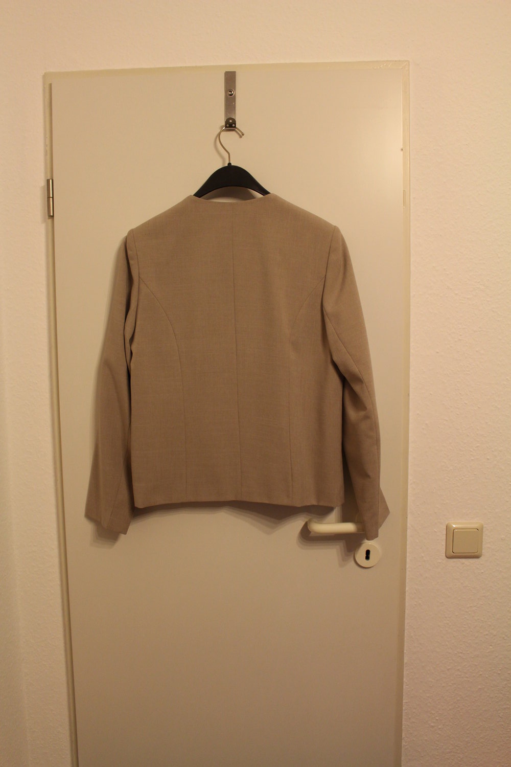 313. Damen Hosenanzug von Quelle, Gr. 38, Farbe sand/beige