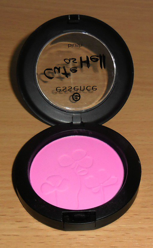 essence Blush 01 Wawawawooo *Cute as Hell*