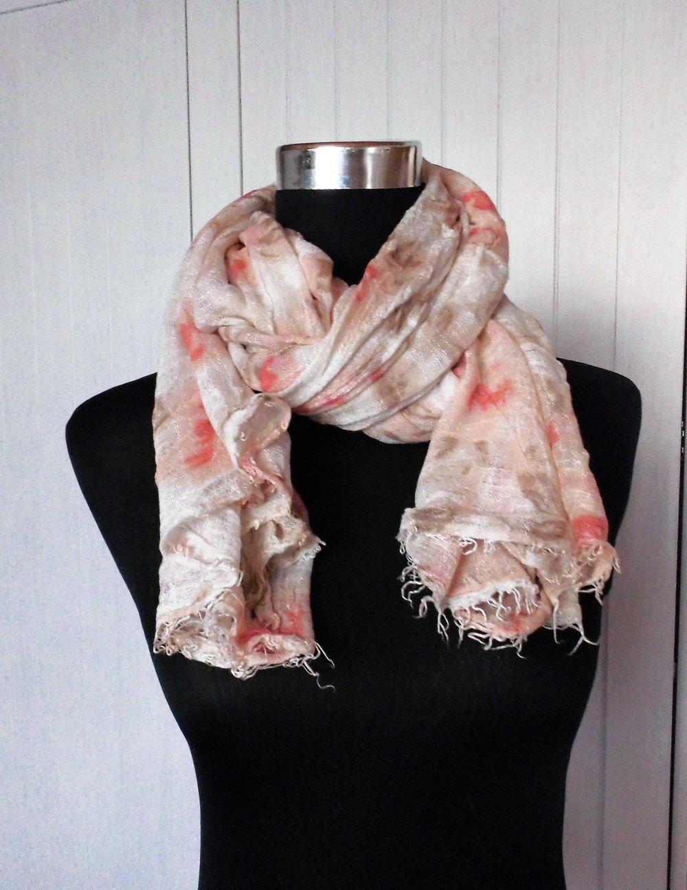 Tuch mit sommerlichen Muster