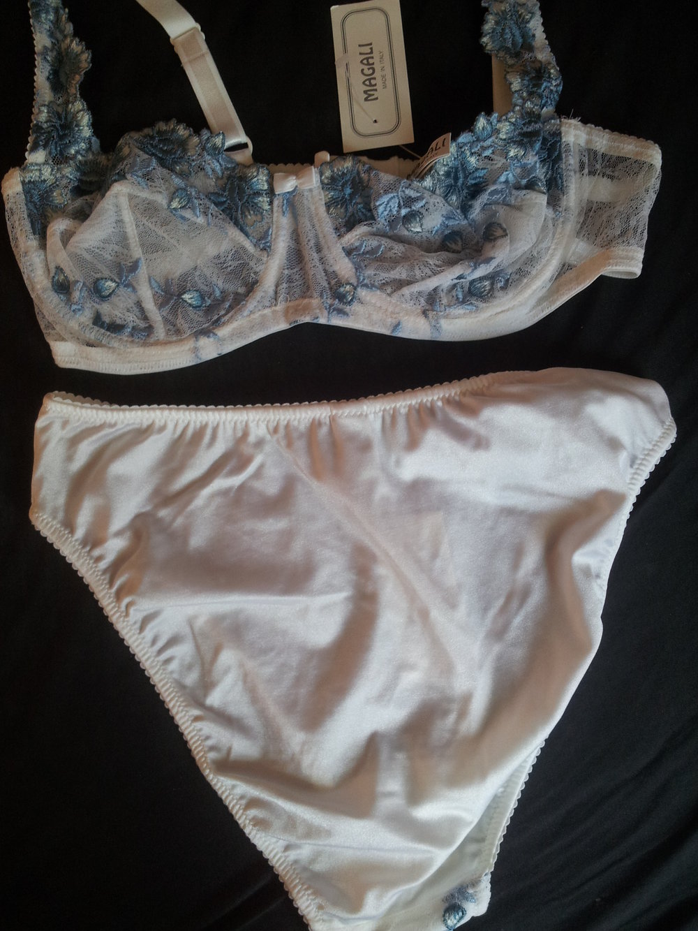 Magali, blau weiß durchsichtiig, slip 42 BH 80B