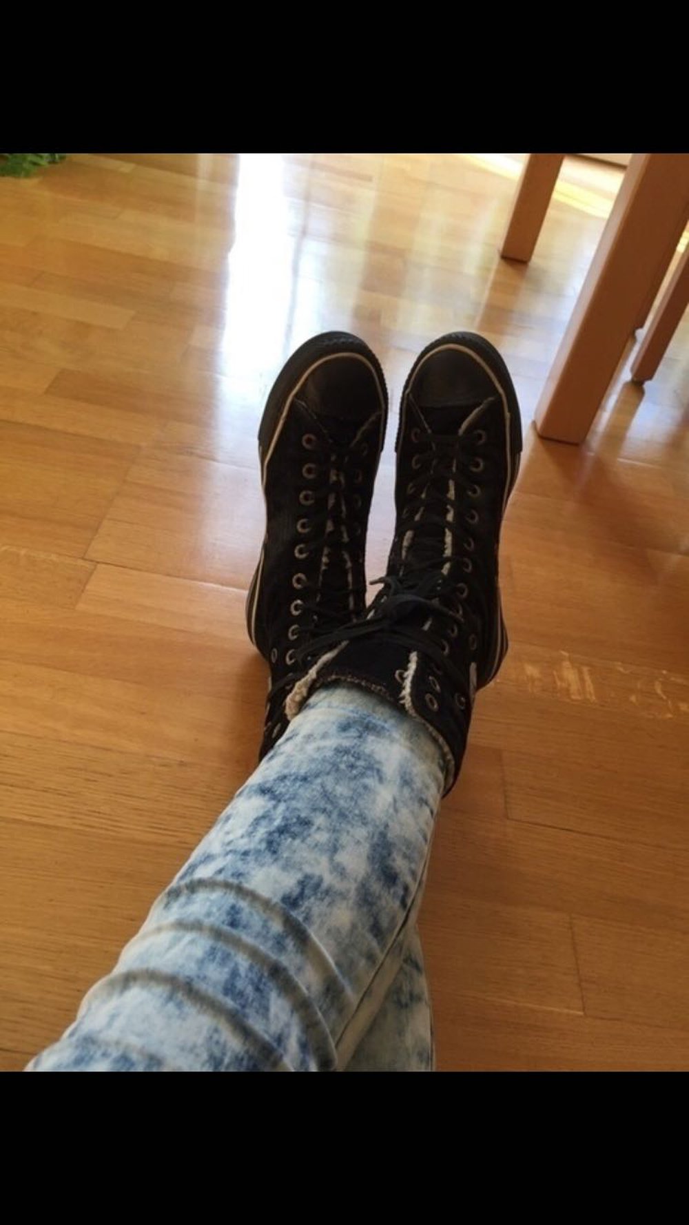 Tolle Leder Converse Stiefel mit Fell