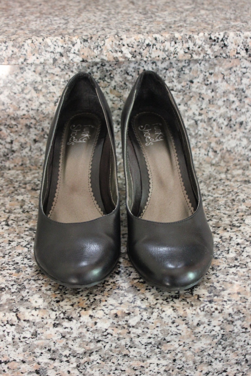 Schwarze Pumps