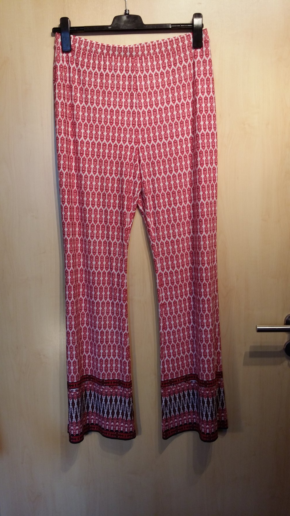 Freizeithose neu - CATO rot gemustert