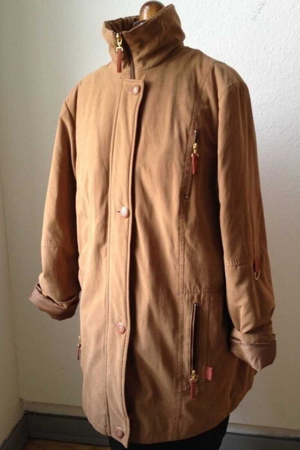 Gefütterte braune oversize Jacke / Kurzmantel