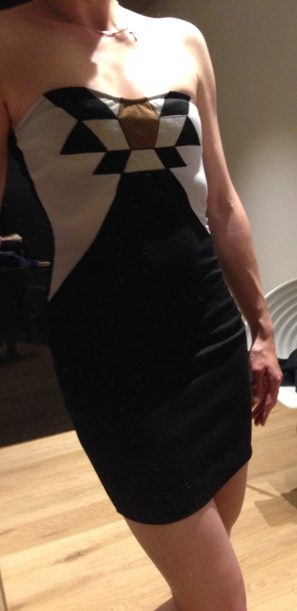 Kleid Indie strech trägerlos 