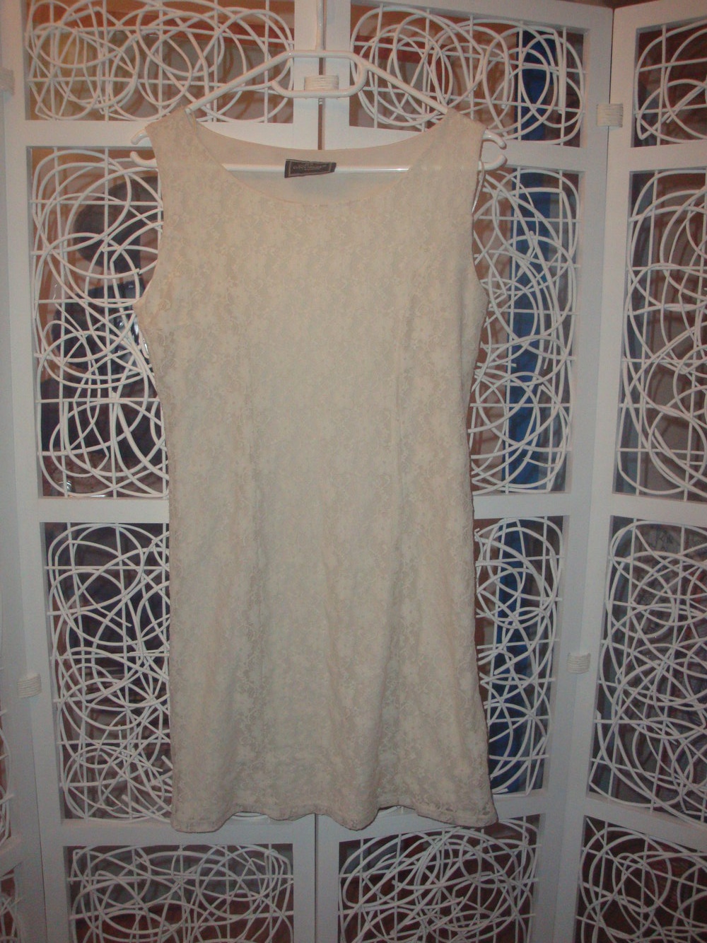 Festliches Kleid in creme-weiß