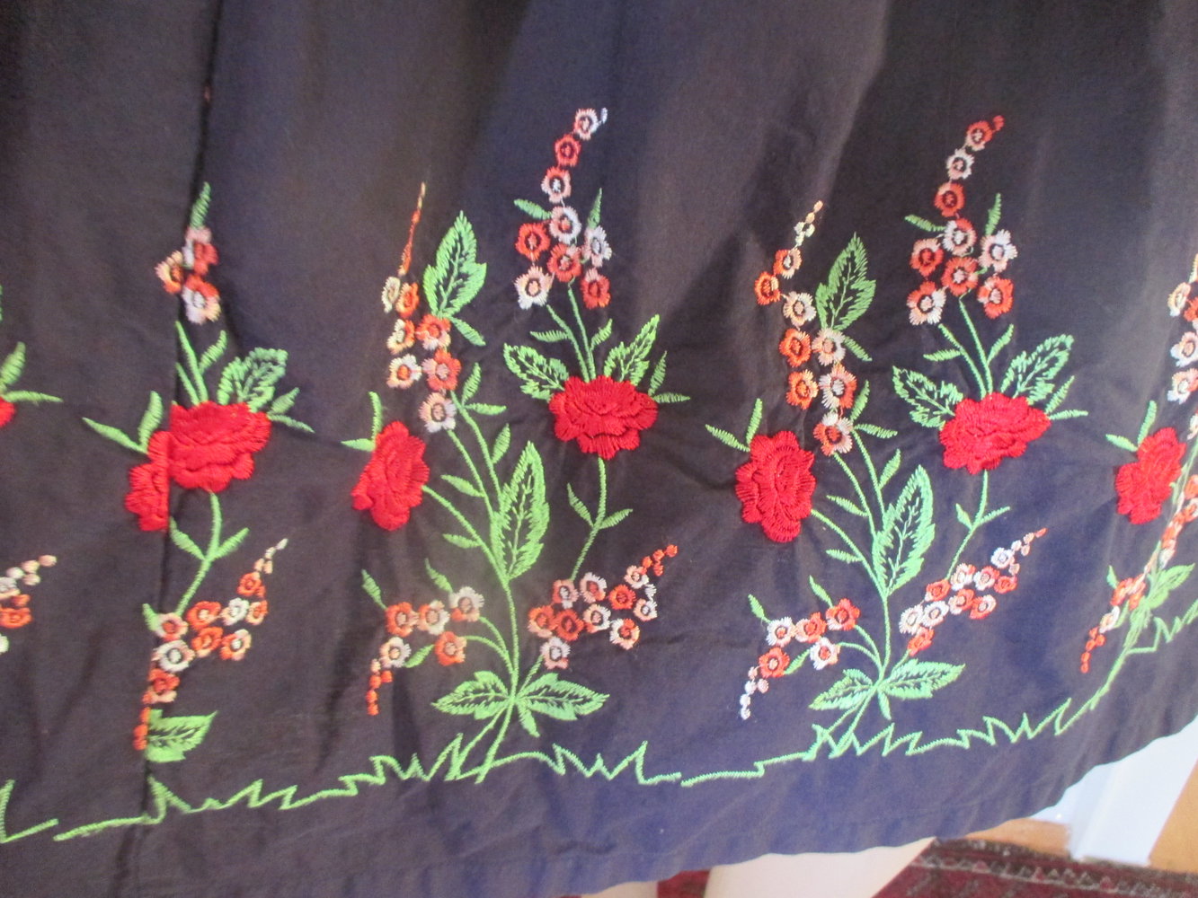 Granny VINTAGE Nostalgie Brauchtum Folklore Trachten Stickerei Volks- Oktoberfest Dirndl Kleid 