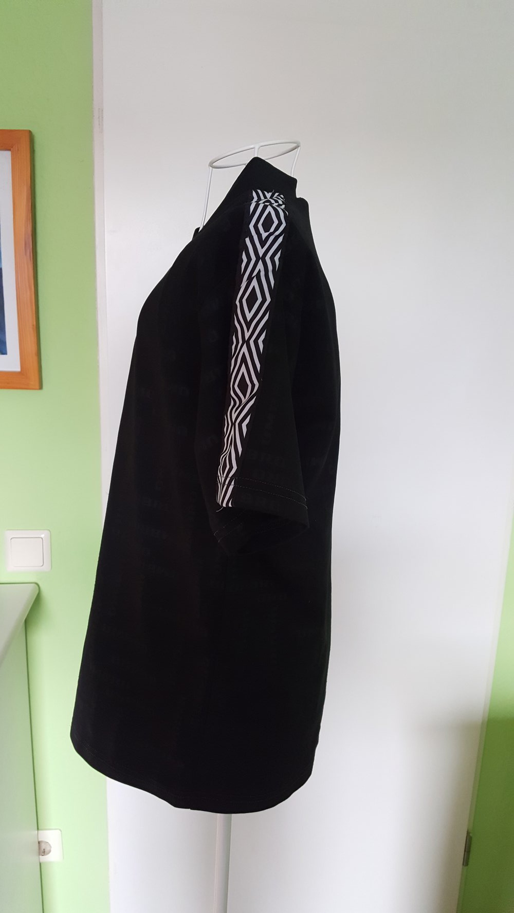 406. T-Shirt für den Sport von Umbro, Gr. 38-40