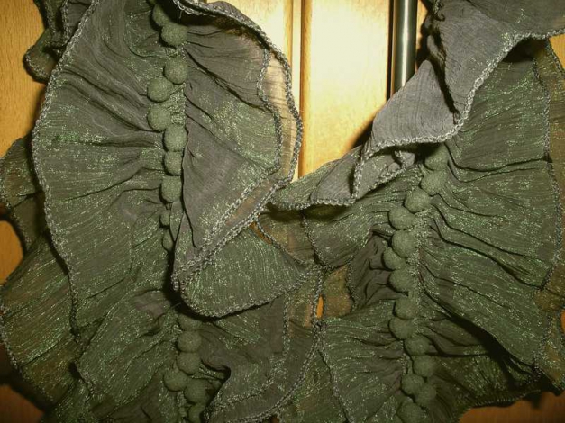 Feiner Schal, glitzert leicht, grün/grau