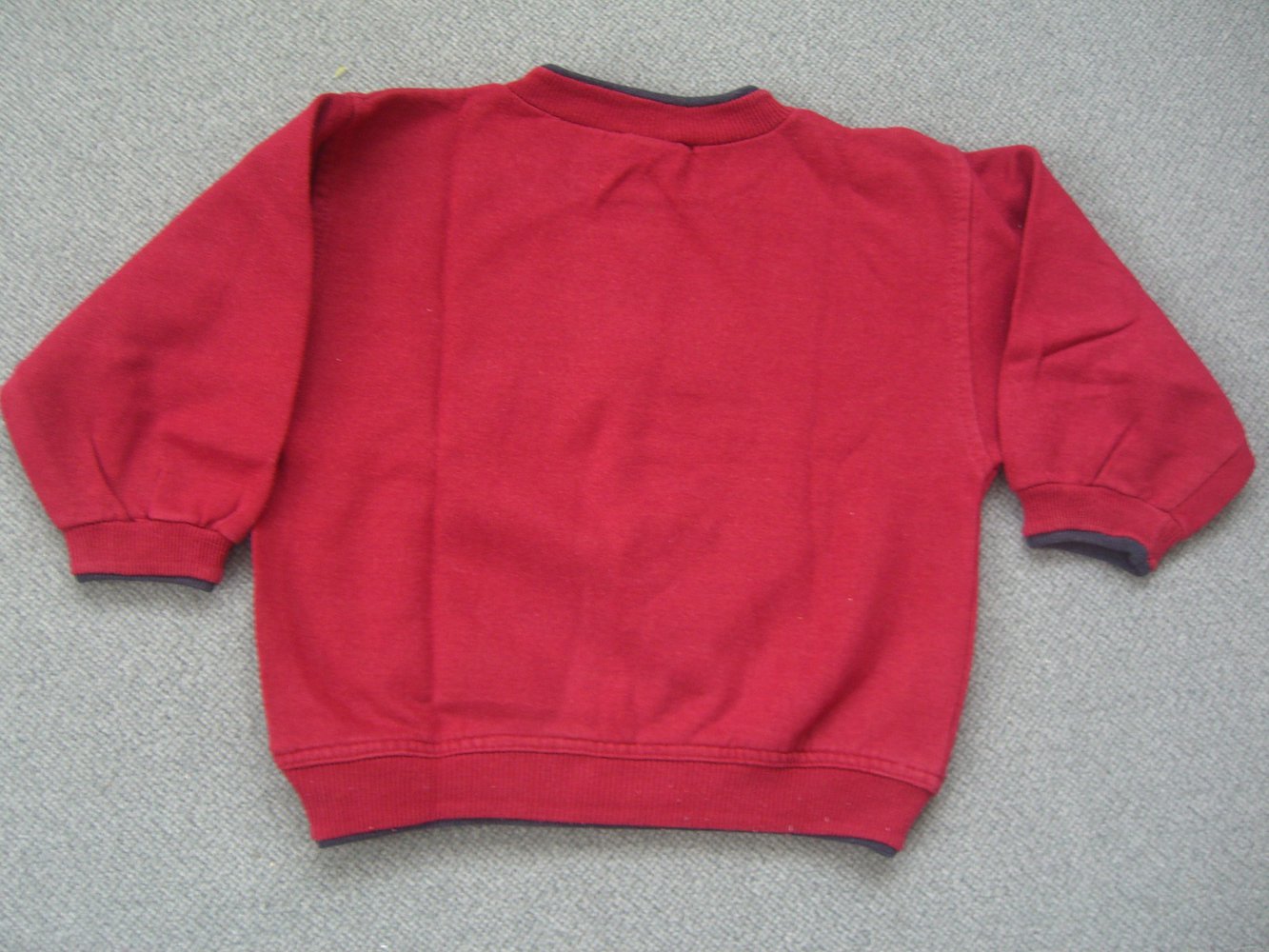 Schönes warmes Sweatshirt