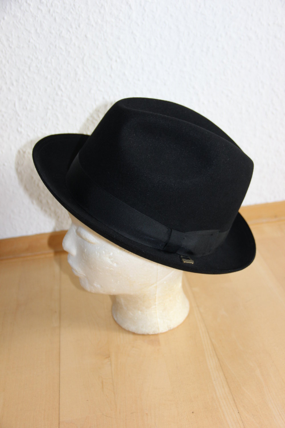 Herrenhut schwarz  Gr. 58