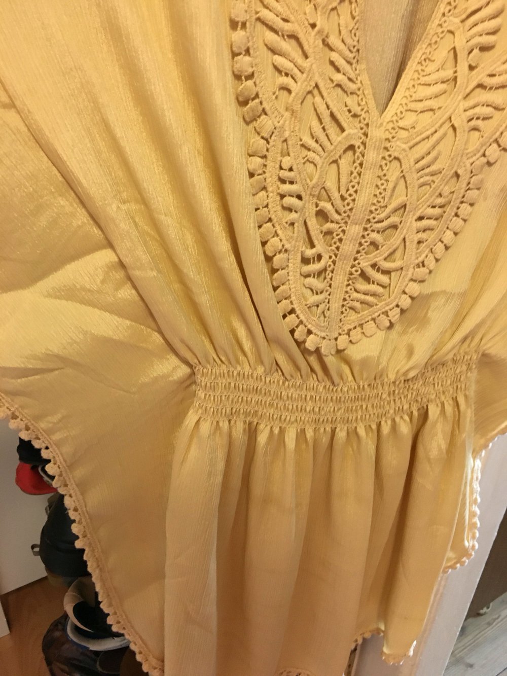 Schönes Orientalisches Schmetterlingsschnitt Oberteil