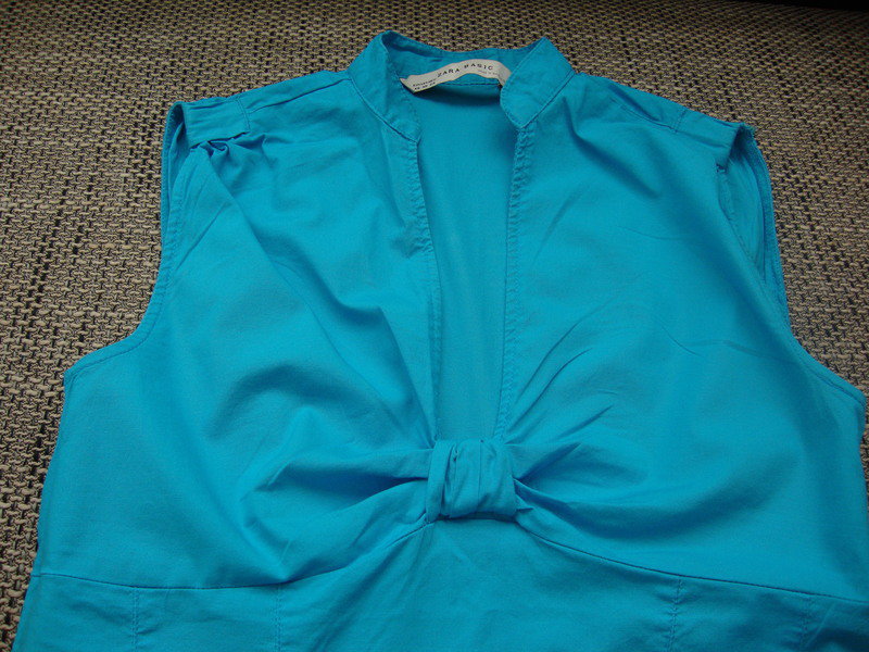 ZARA Ärmellose Bluse in Türkis