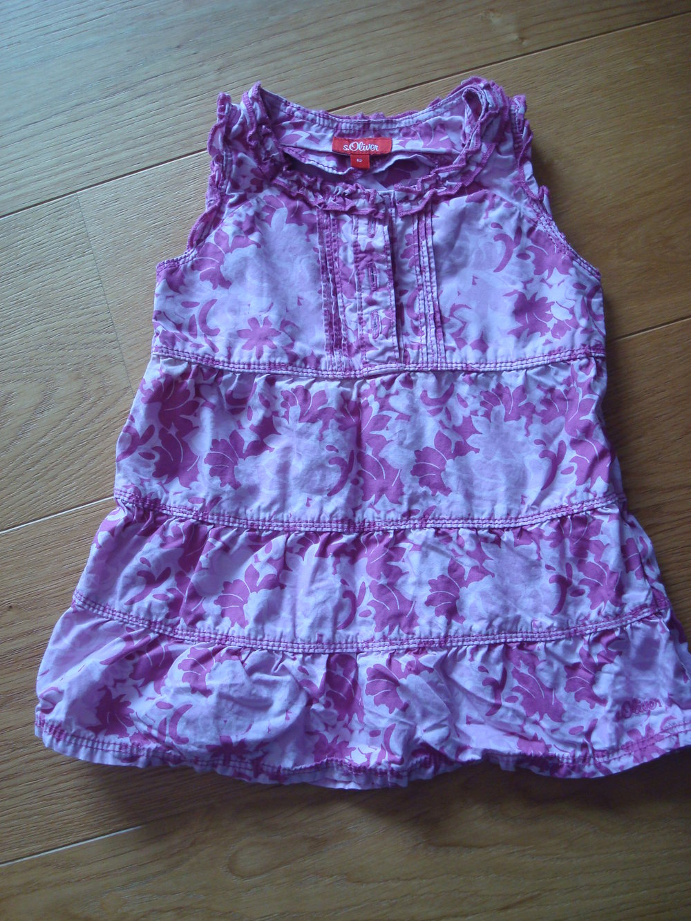 süßes Kleid für Mädchen gr. 62 - 68