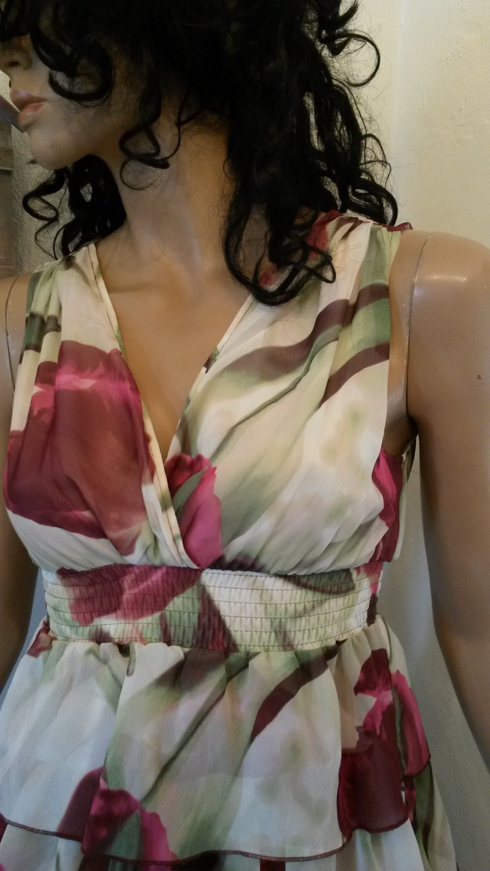 Volantkleid mit hoher Taille 