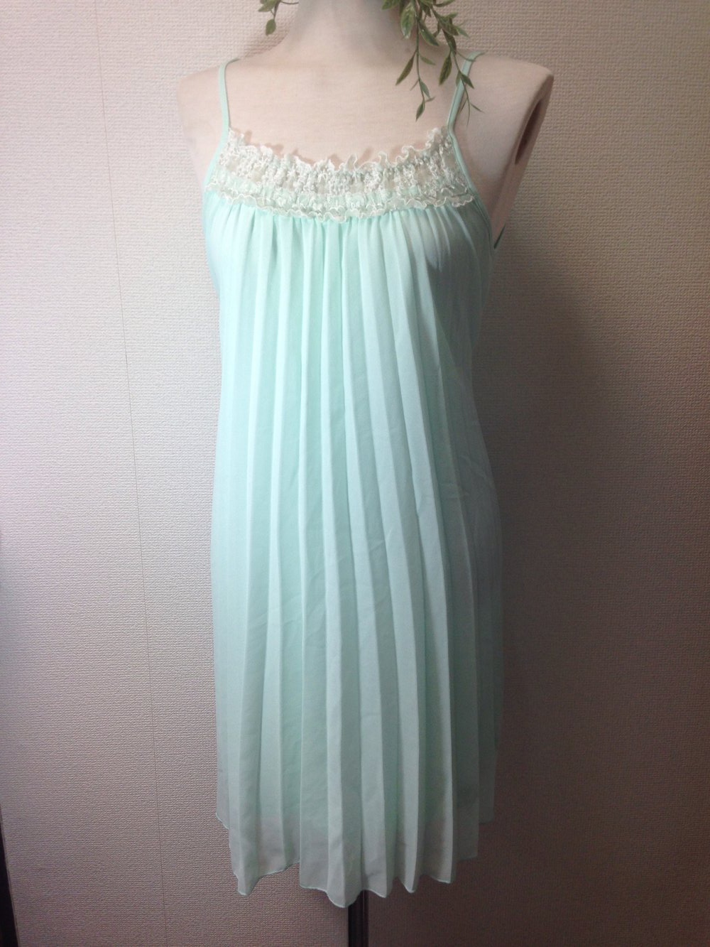 Kleid Pastell Türkis