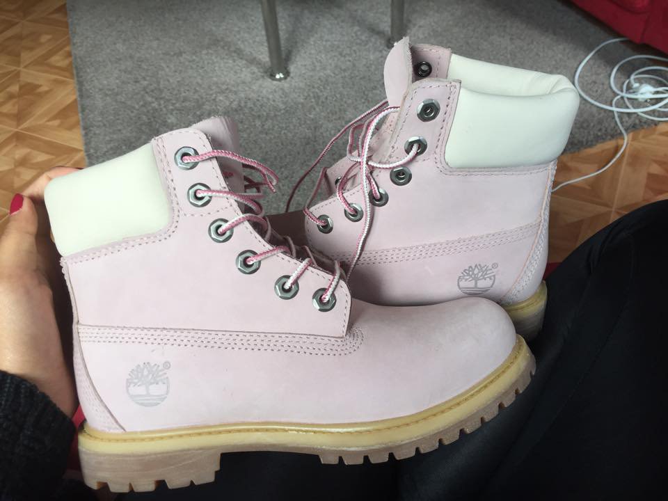 super schöne rosa Timberlands