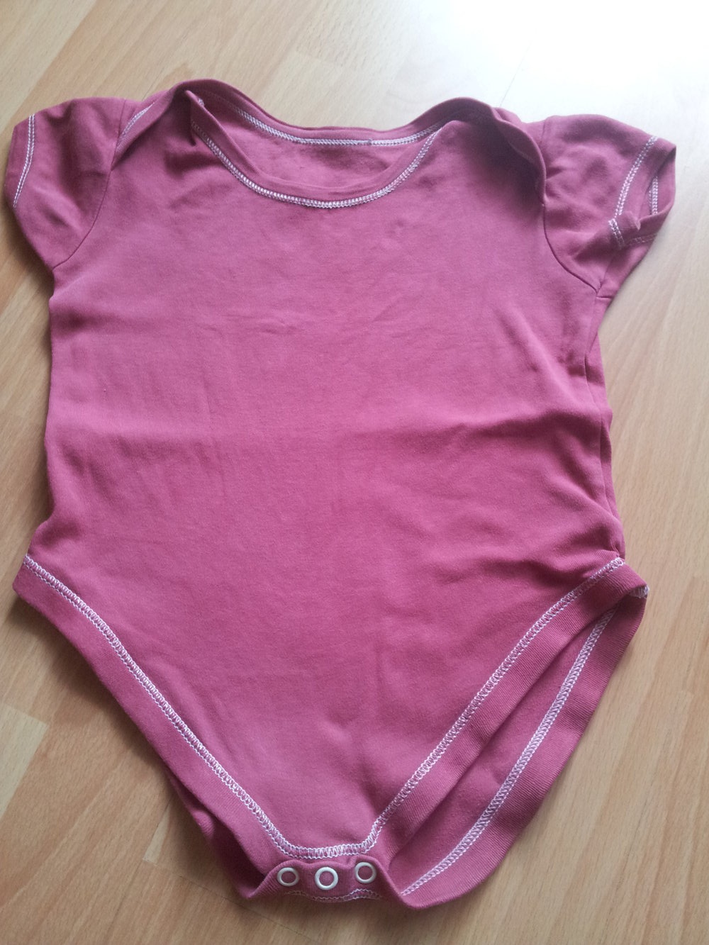 Body weinrot Gr. 86/92 kurze Ärmel