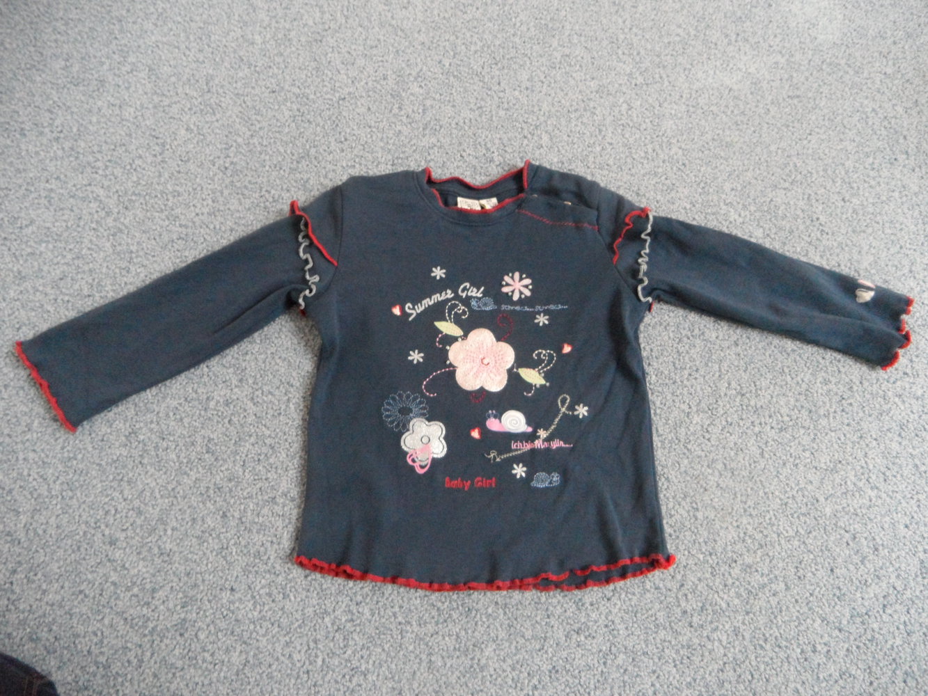 wunderschönes Langarmshirt mit vielen tollen Details