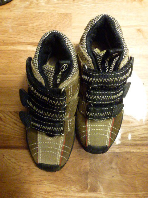 Superfit GORETEX XCR Jungen-/Wanderschuh Gr. 27 *UNGETRAGEN*