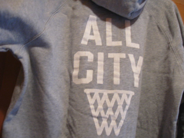 *** Hoodie ~ Beuteltaschen ~ Rückendruck ***