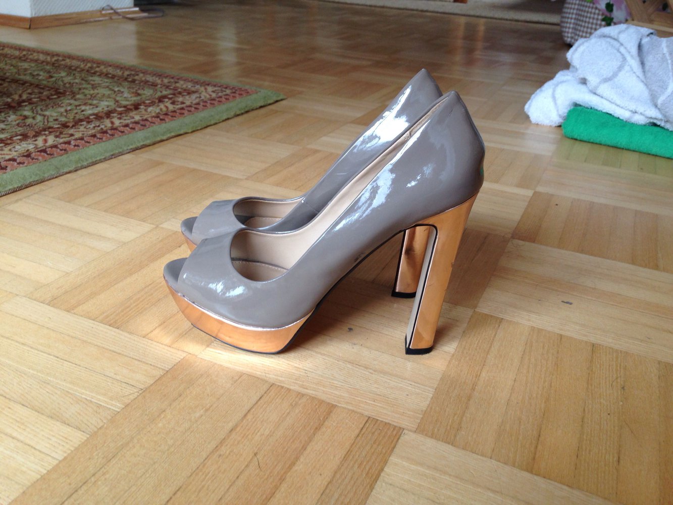 Gold beige high heels zara