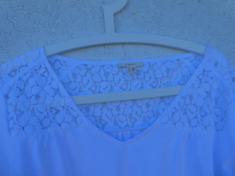 NEU – Esprit  – Bluse, weiß mit Stickereien