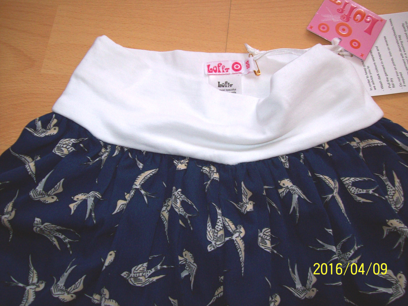 Neu-Lofff- superschönes Ballonröckchen Gr.104