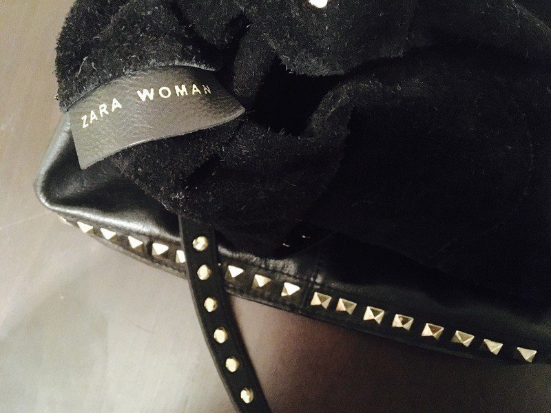Zara Ledertasche mit goldenen Nieten